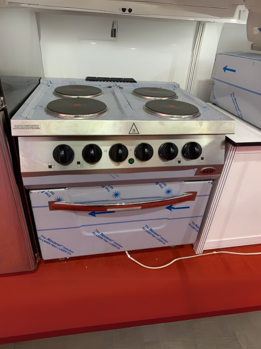 BẾP ÂU 4 HỌNG DÙNG ĐIỆN